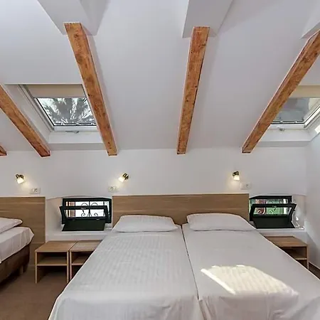 Vimbula - Komolac Otel 3*